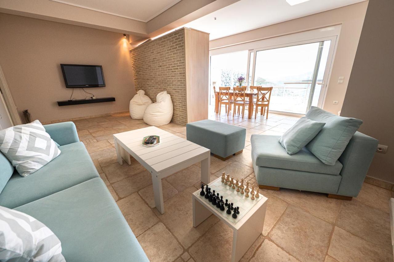 Kalavria Luxury Suites, Afroditi Suite With Magnificent Sea View And Private Swimming Pool. Poros Town Exterior photo